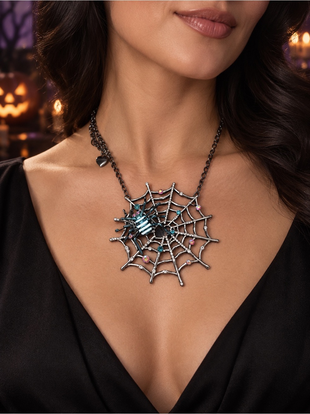 ✨ NWT Betsey Johnson Glow-in-the-Dark Spider & Web Necklace ✨